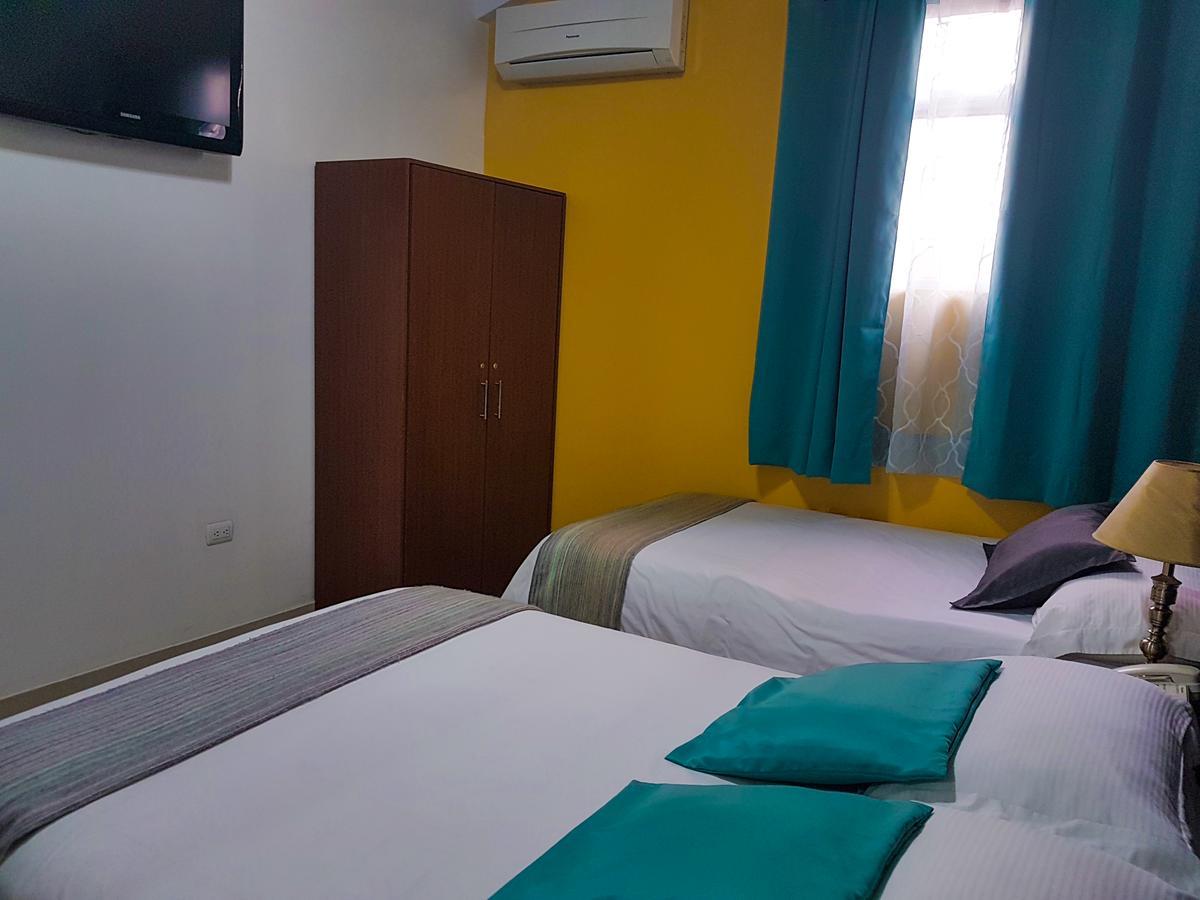 Hostal Blue Pacific Manta Εξωτερικό φωτογραφία